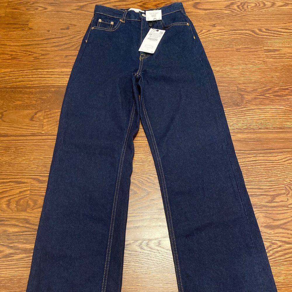Brand New (NWT) Zara High Rise Straight Leg Dark Wash Jeans Size 2-US)
